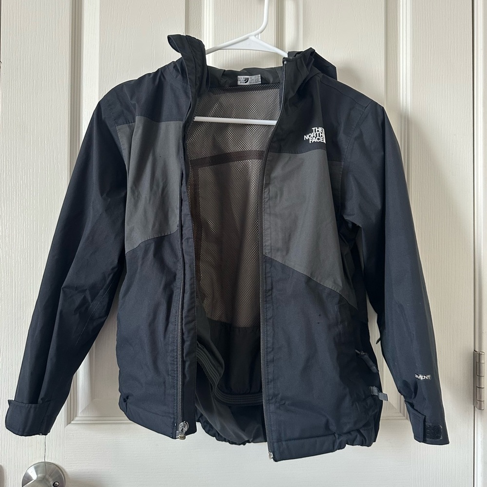 The North Face boys Black and Gray Jacket
